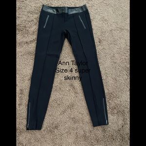 Ann Taylor size 4 tuxedo leggings